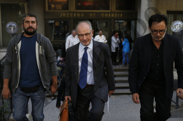 RATO, SIN PASAPORTE