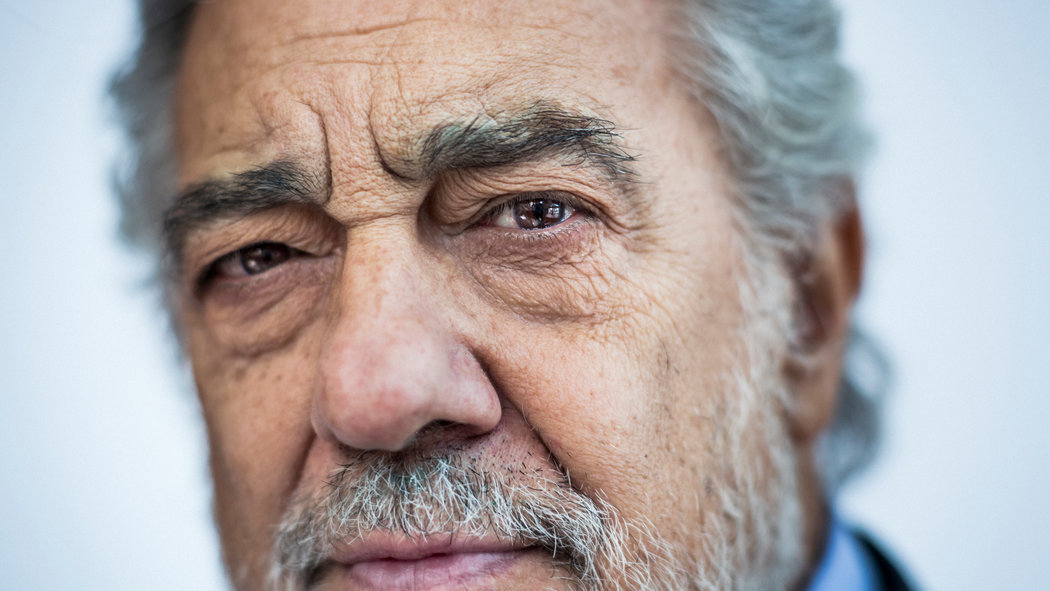 PLÁCIDO DOMINGO INGRESADO DE URGENCIA EN NY