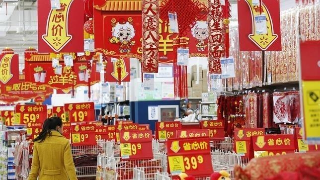 CHINA SIGUE CRECIENDO PERO CADA VEZ MENOS