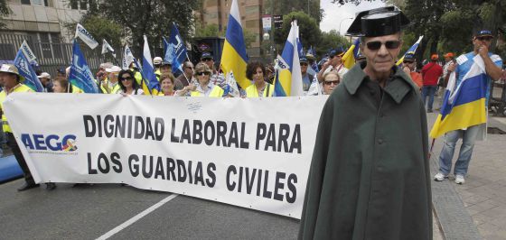 MAREA DE TRICORNIOS EN MADRID