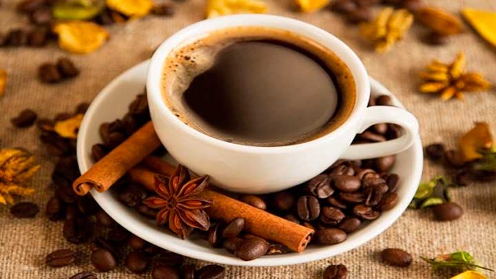 EL RICO CAFÉ ES MUY BUENO PARA LA SALUD
