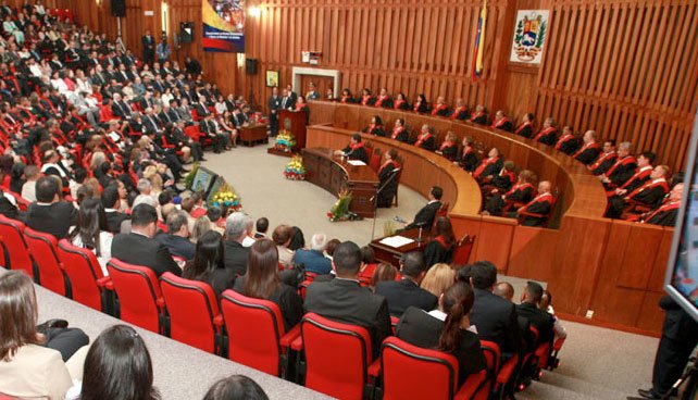 ELEGIDOS NUEVOS JUECES PRO-CHAVISMO PARA EL SUPREMO VENEZOLANO