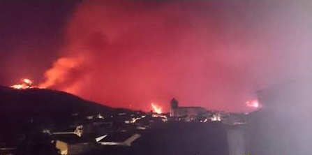 INDIGNACION Y FUEGO EN SIERRA DE GATA