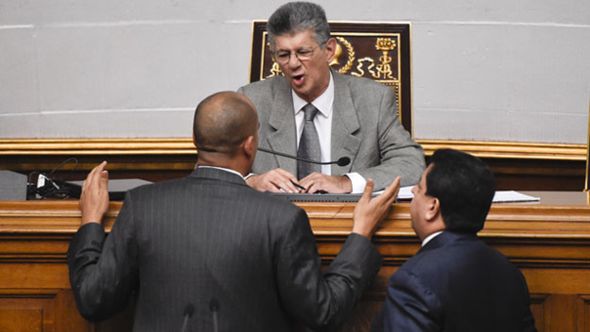 Y LA ASAMBLEA DIJO QUE NO A MADURO…