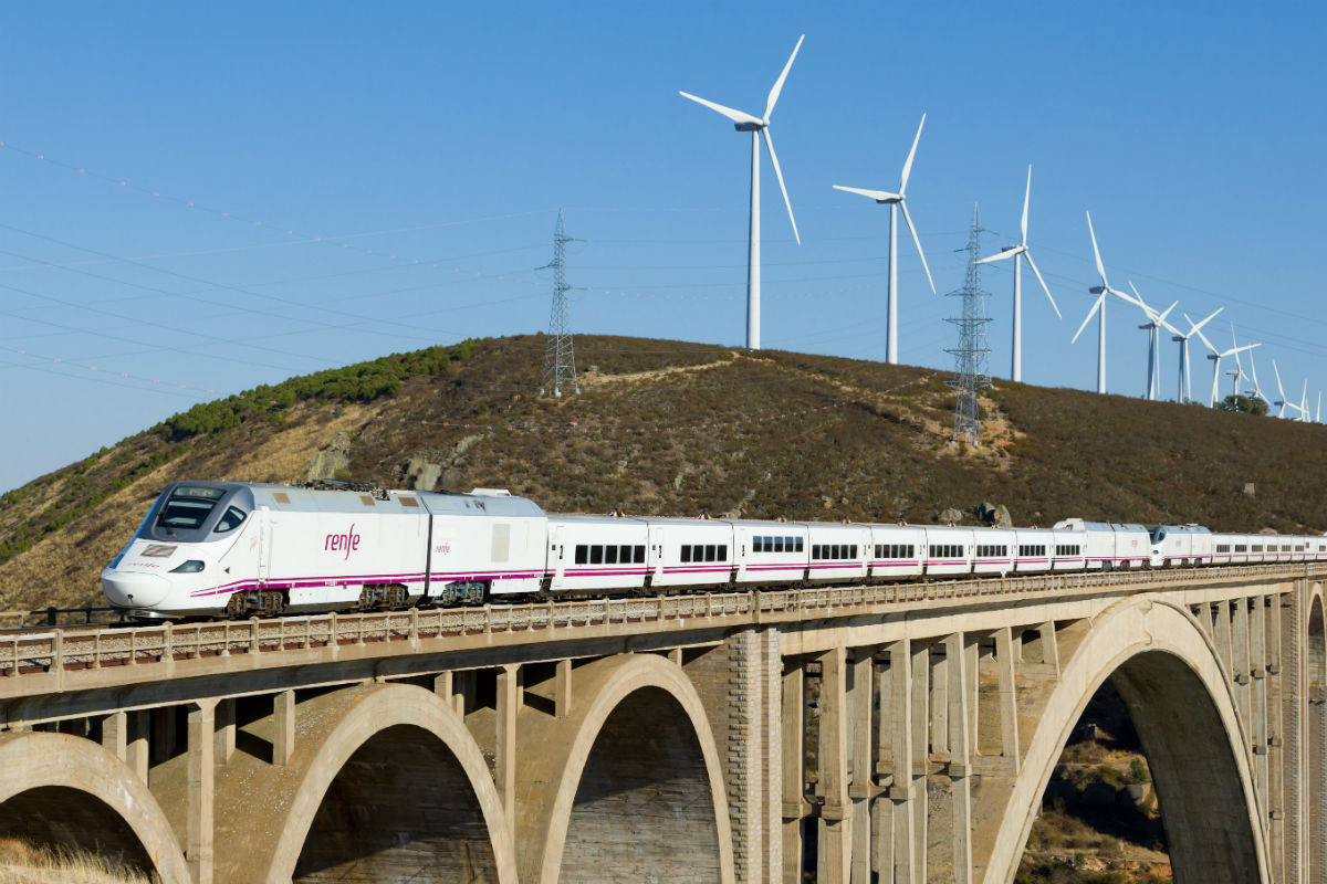 EL MILAGRO DE LOS MILAGROS: RENFE OBTIENE BENEFICIOS