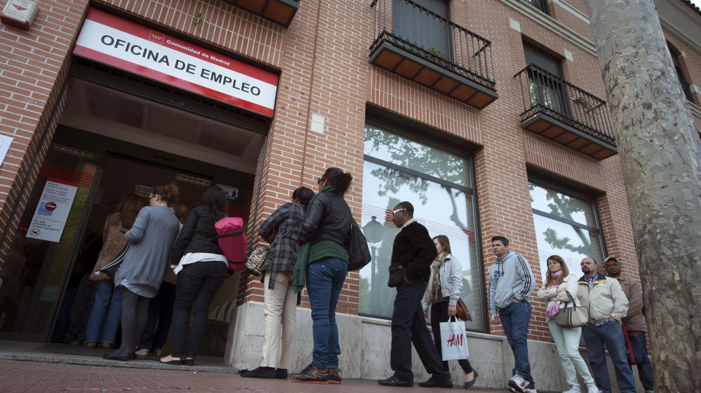 CRECE EL EMPLEO, PERO HAY MÁS PARO