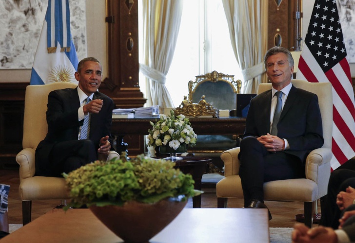 OBAMA CONTINÚA SU GIRA TRIUNFAL POR EL CONO SUR