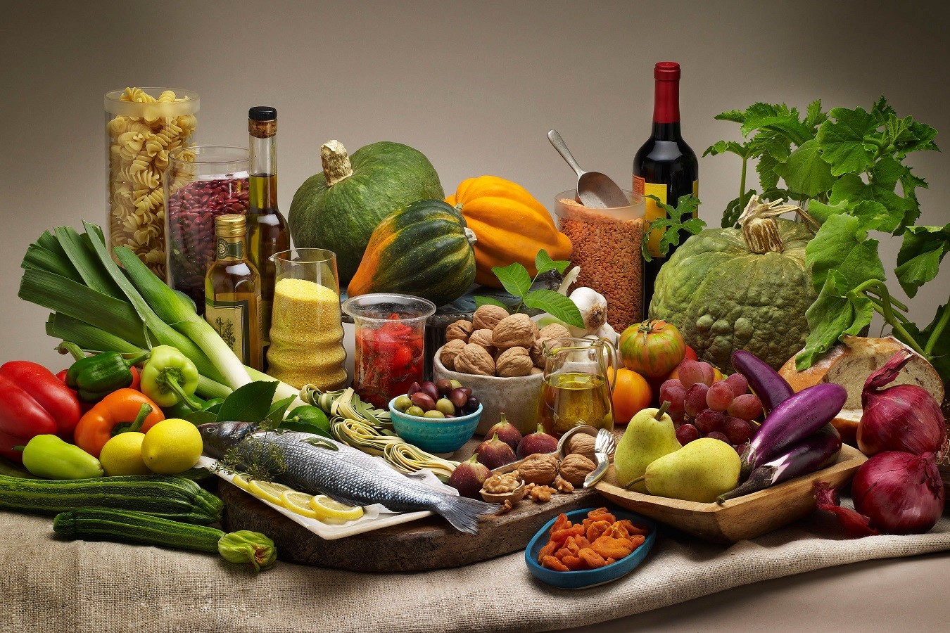 LA DIETA MEDITERRÁNEA SIGUE SIENDO MUY SALUDABLE