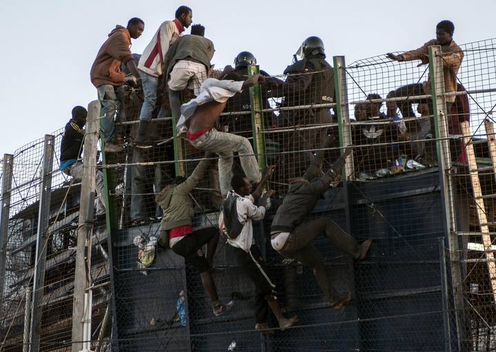 ESPAÑA, MODELO DE CONTROL MIGRATORIO PARA LA UE