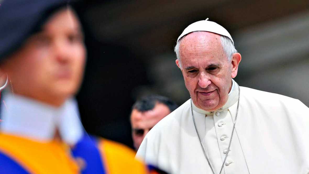EL PAPA "CREARÁ" UNA COMISIÓN QUE "ESTUDIARÁ" SI LAS MUJERES VOLVERÁN "ALGUNA VEZ" A SER DIACONISAS