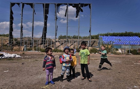 ABUSOS SEXUALES DE MENORES EN UN CAMPAMENTO TURCO DE REFUGIADOS