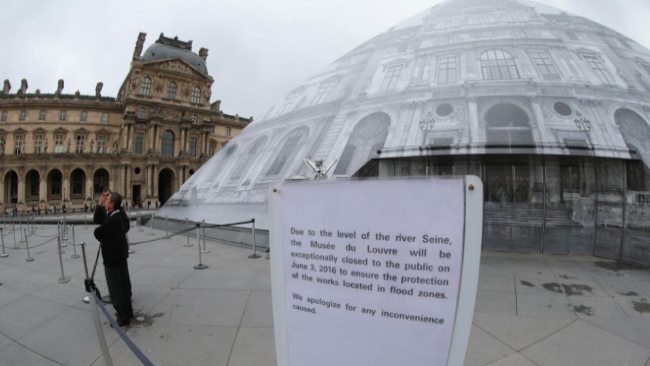 EL LOUVRE Y EL MUSEO DE ORSAY PONEN A SALVO ALGUNAS DE SUS OBRAS ANTE LA SUBIDA DE AGUA DEL SENA