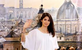UNA ALCALDESA EN ROMA: VIRGINIA RAGGI