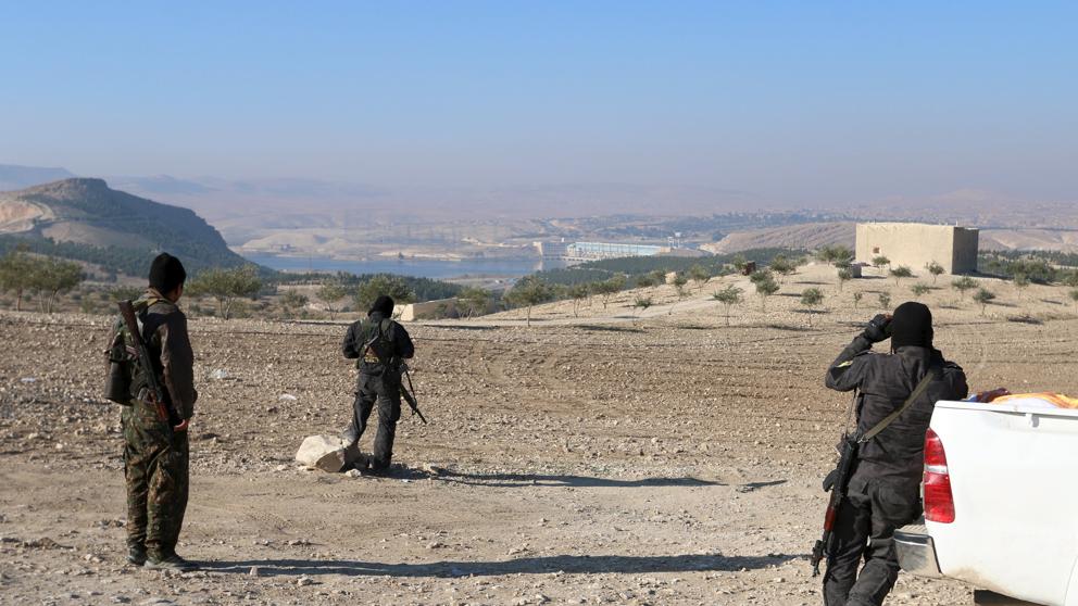 LA ORGANIZACIÓN KURDO-ÁRABE ATACA AL EJÉRCITO ISLÁMICO EN MANBECH