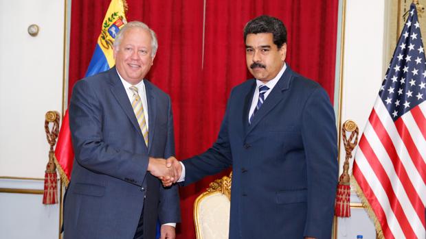 EL SUBSECRETARIO DE ESTADO DE EEUU SE REÚNE CON MADURO EN CARACAS