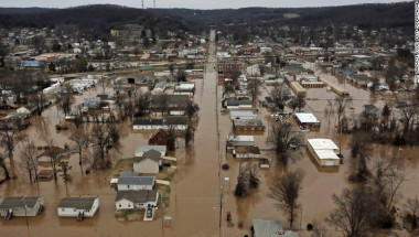 LAS INUNDACIONES DEJAN MÁS DE VEINTE MUERTOS EN VIRGINIA OCCIDENTAL