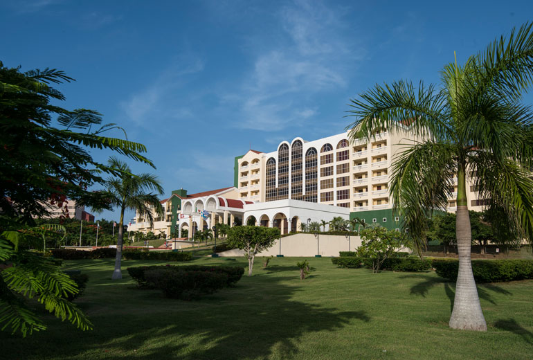 YA ESTÁ SERVIDO EN CUBA UN HOTEL PARA TURISTAS NORTEAMERICANOS