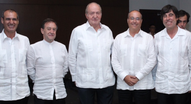 Y LA CENA SE SIRVIÓ EN PANAMÁ...