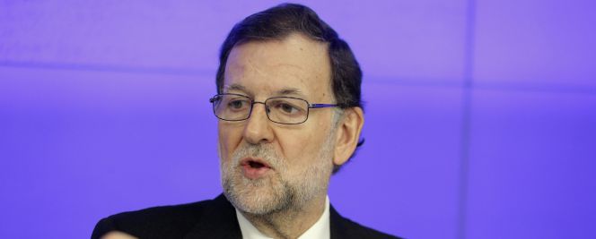 BRUSELAS NO SANCIONARÁ A ESPAÑA POR EL DÉFICIT QUE TIENE