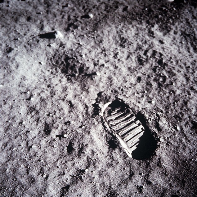 ANIVERSARIO DE LA PISADA EN LA LUNA