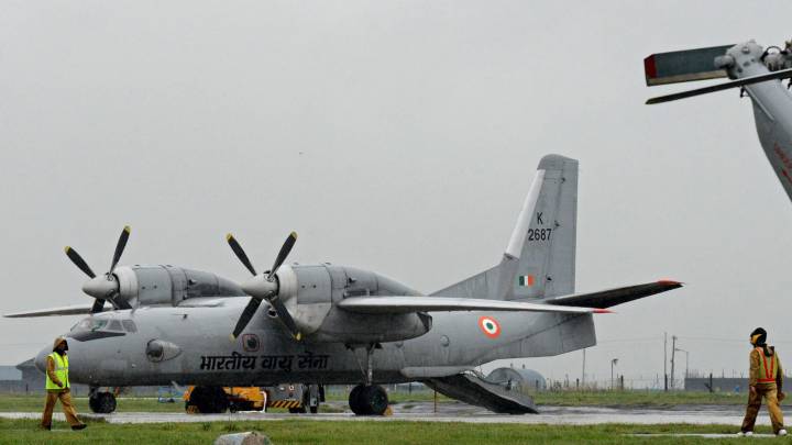 DESAPARECE UN AVIÓN INDIO EN LA BAHÍA DE BENGALA