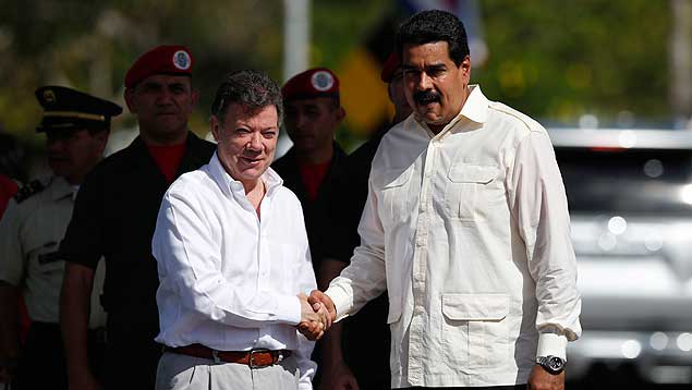 ENCUENTRO EN CARACAS ENTRE SANTOS Y MADURO