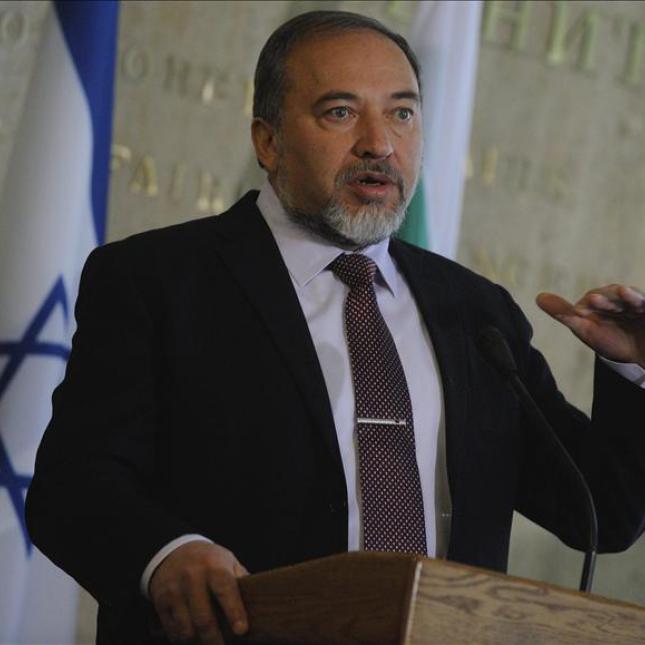 ISRAEL PROHÍBE AYUDAR A NIÑOS REFUGIADOS