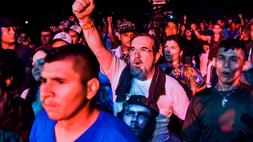 FIESTA DE LAS FARC A PESAR DE LOS PESARES