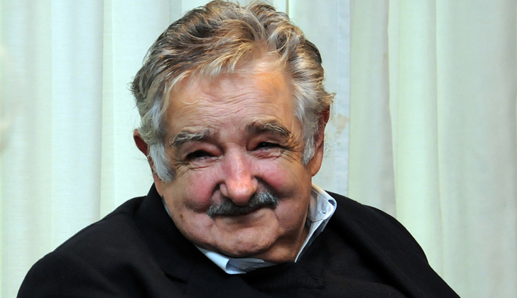 A PEPE MUJICA LE GUSTA EL “REY VIEJO” ESPAÑOL PORQUE ES UN CALAVERA