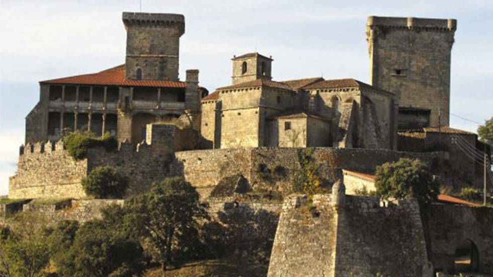 EL PARADOR DE MONTERREI, ILEGAL