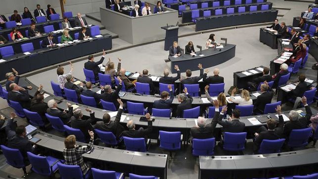 ALEMANIA APRUEBA UNA LEY QUE PERMITE ESPIAR A EXTRANJEROS EN SU TERRITORIO