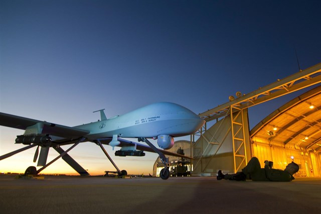 PRESUNTOS MIEMBROS DEL EI MUEREN EN UN ATAQUE REALIZADO POR UN DRONE DE EE UU