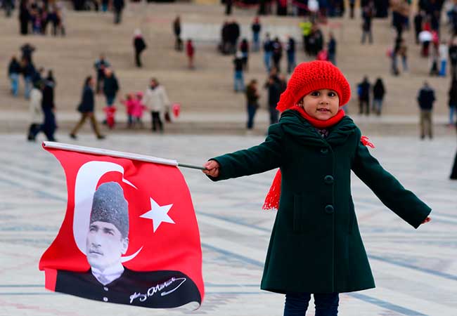 TURQUÍA LEGALIZARÁ LOS ABUSOS A MENORES