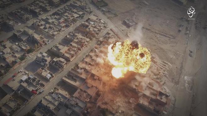TERROR EN MOSUL POR CIENTOS DE SUICIDAS DEL EI