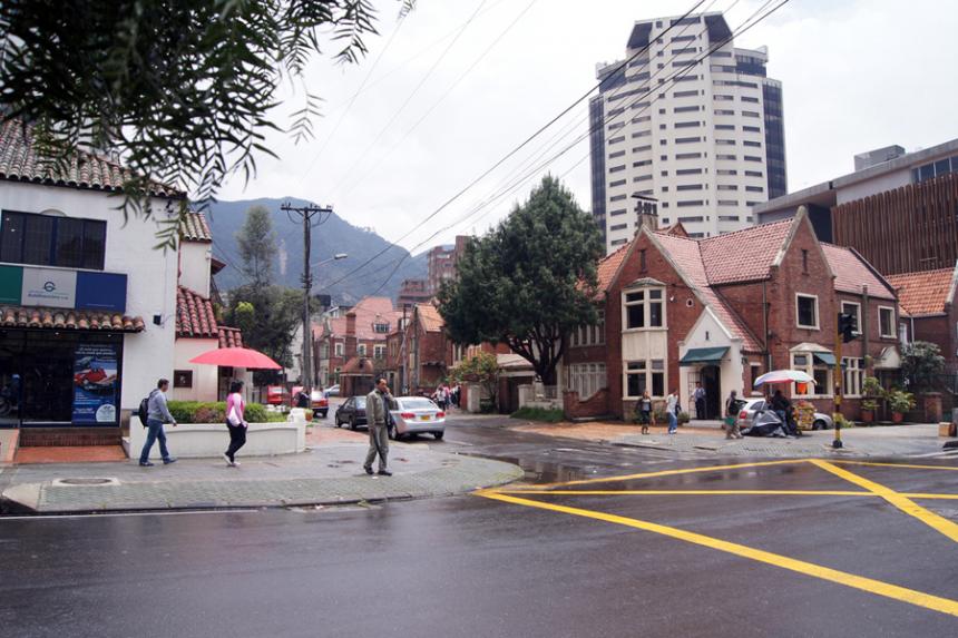 BRUTALIDADES CONTRA LO FEMENINO EN BOGOTÁ