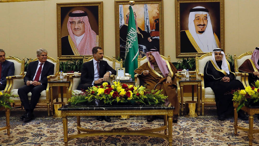 COMO ERA DE ESPERAR, EL REY NI SIQUIERA NOMBRÓ LOS DD.HH. EN ARABIA SAUDÍ