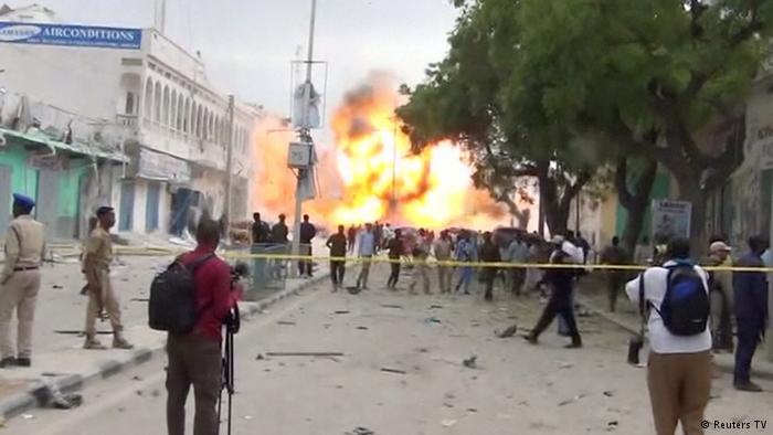 SANGRIENTO ASALTO EN UN HOTEL DE SOMALIA