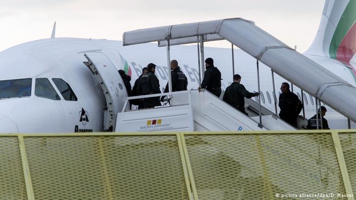 ALEMANIA, DEL BIENVENIDOS INMIGRANTES A SU DEPORTACIÓN INMEDIATA