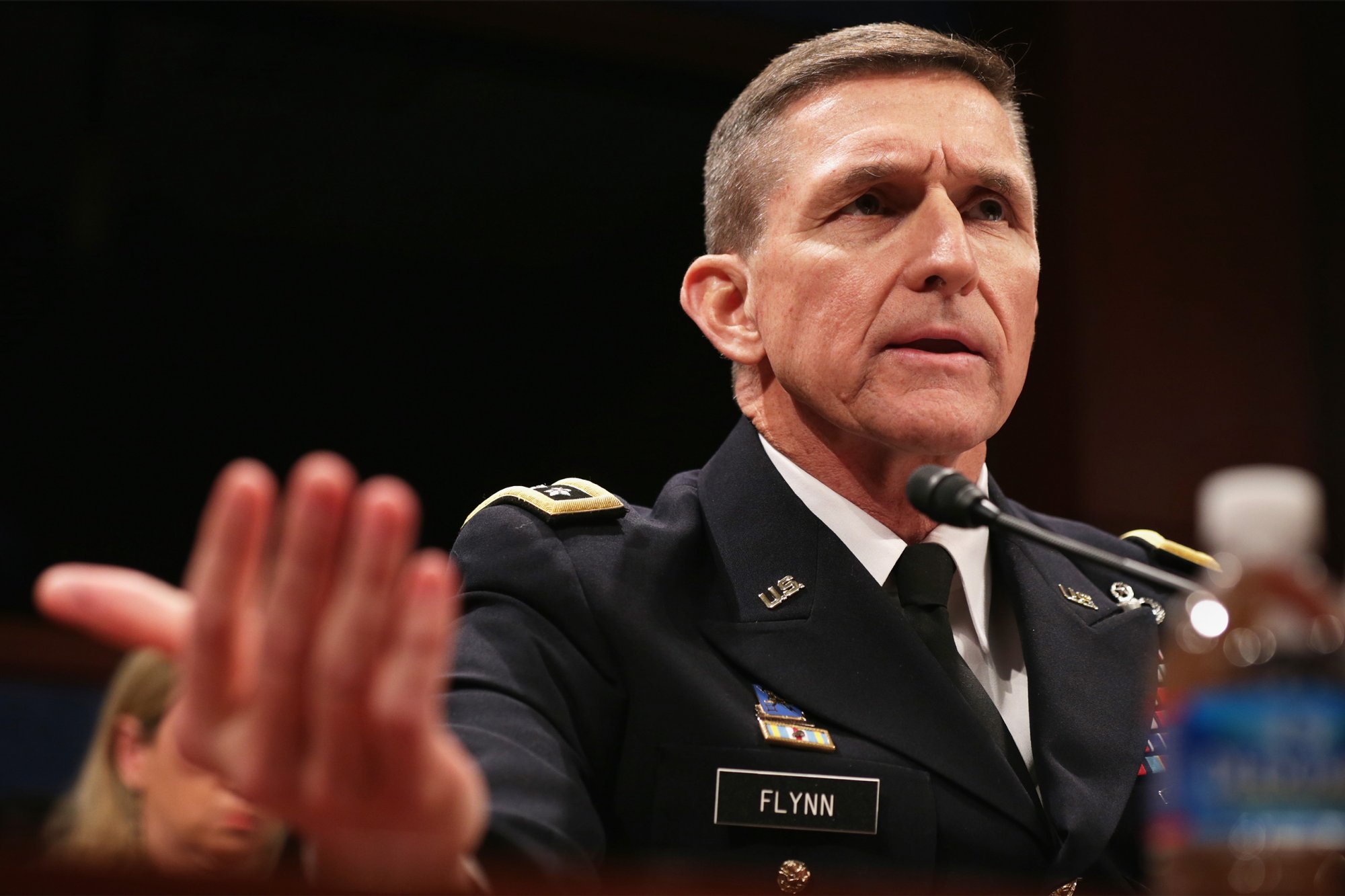 OTRA DE TRUMP: SU ASESOR DE SEGURIDAD TENÍA TEJEMANEJES CON RUSIA