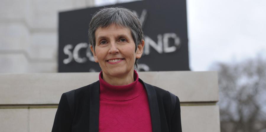 SCOTLAND YARD, DIRIGIDO POR PRIMERA VEZ POR UNA MUJER