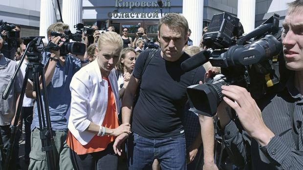 PUTIN SE LIBERA DE RIVALES
