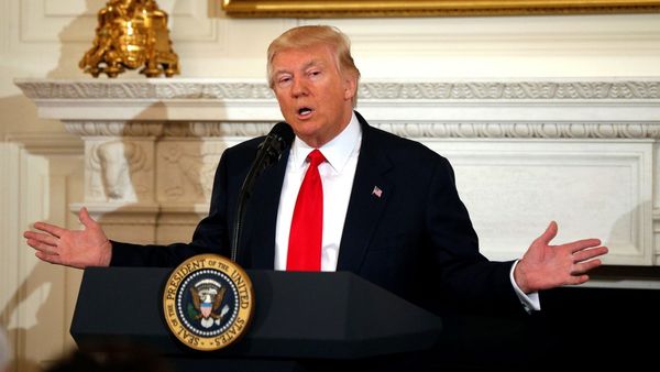TRUMP PIDE LA RENUNCIA A 46 FISCALES NOMBRADOS POR OBAMA
