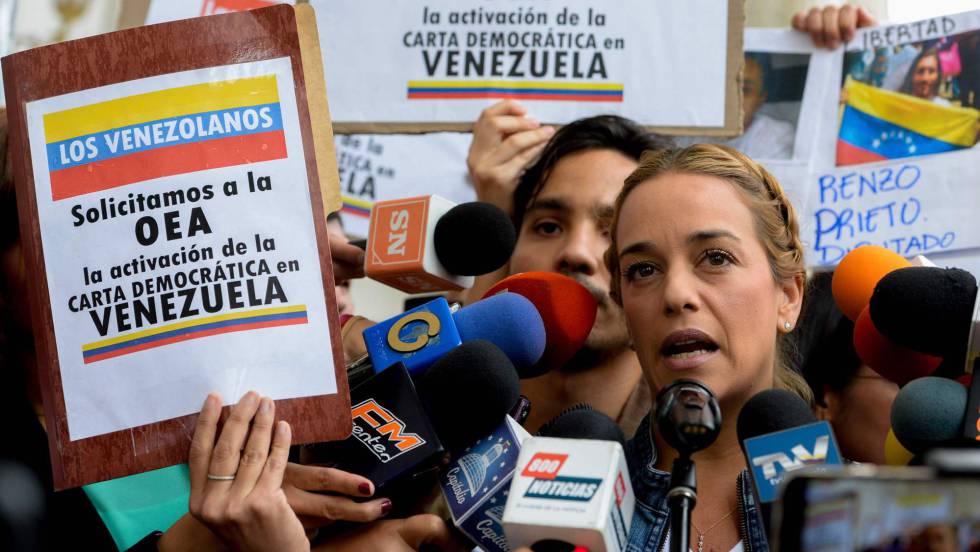 ECUADOR IMPIDE A LILIAN TINTORI SU INGRESO EN EL PAÍS