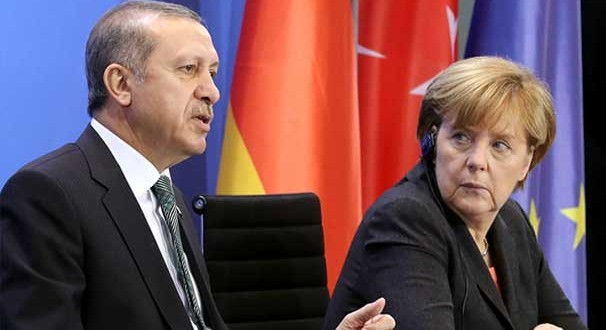 MERKEL ESTÁ MUY ENFADADA CON ERDOGAN