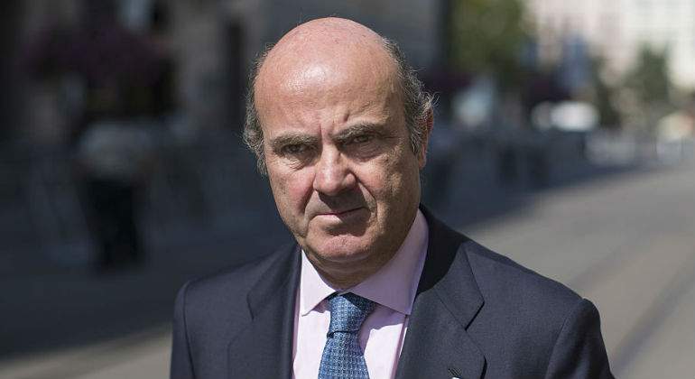 ESPAÑA CUMPLE CON EL OBJETIVO DE DÉFICIT DICTADO POR BRUSELAS