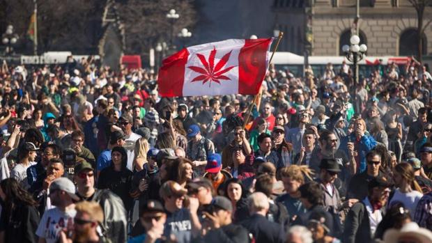 CANADÁ LEGALIZARÁ LA MARIHUANA