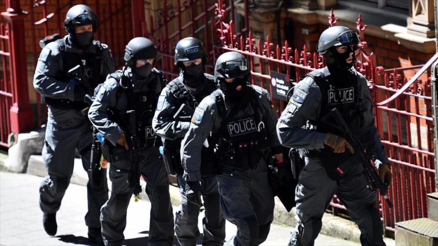 OPERACIÓN ANTITERRORISTA EN LONDRES