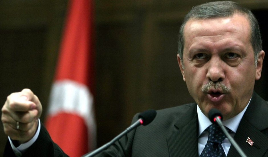 PURGA DE 100 MIL FUNCIONARIOS POR PARTE DE ERDOGAN