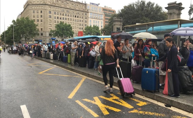 HUELGA DE LOS TAXISTAS CONTRA LOS VTC