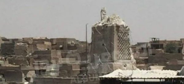 EL ISIS DESTRUYE LA EMBLEMÁTICA GRAN MEZQUITA EN MOSUL